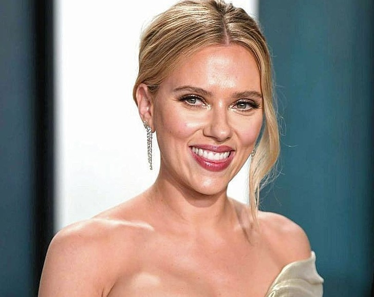 Ditanya soal Underwear Scarlett Johansson Bete